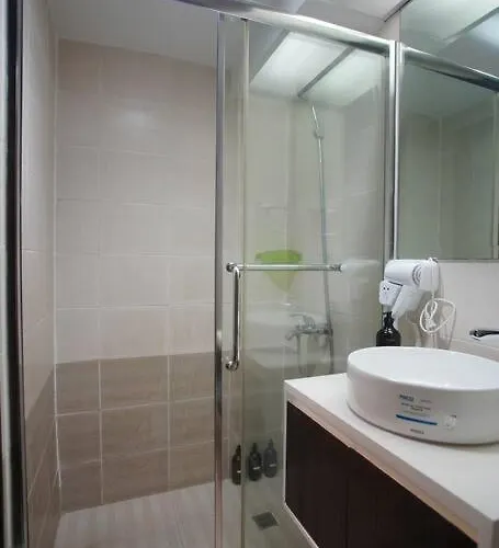 Aparthotel Millenia Suites Cozy Studio Unit 3003