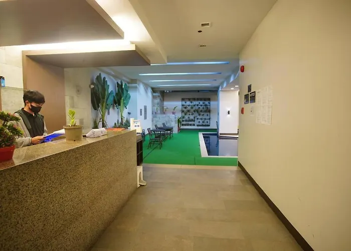 Millenia Suites Cozy Studio Unit 3003
